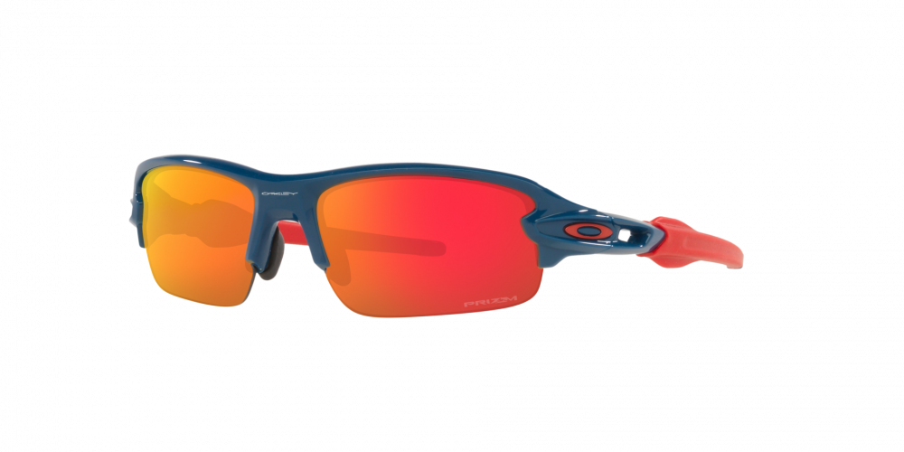 Oakley youth clearance fit